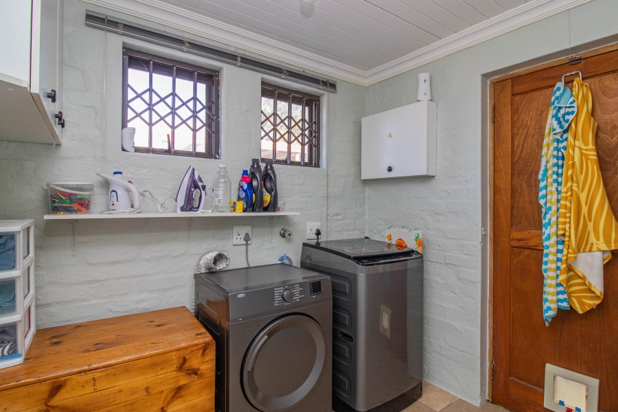 3 Bedroom Property for Sale in Fisherhaven Western Cape